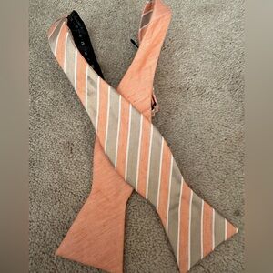 Jos. A. Bank 1905 men’s bowtie